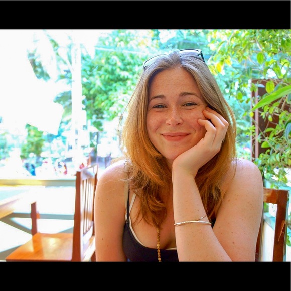 Meet your Posher, Kim - Picture 1 of 1